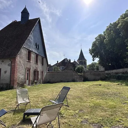 Charmante Cure Ancienne Avec Jardin Et Wifi, Pres De Vichy - Fr-1-489-459 Jaligny