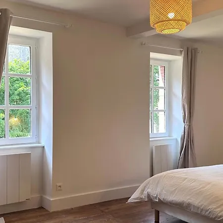 Holiday home Maison De Charme A Jaligny-sur-besbre, 4 Chambres, Jardin, Draps & Menage Inclus - Fr-1-489-459