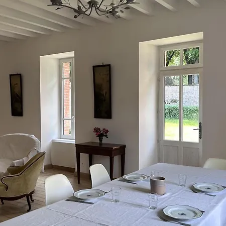 Maison De Charme A Jaligny-sur-besbre, 4 Chambres, Jardin, Draps & Menage Inclus - Fr-1-489-459 * Jaligny