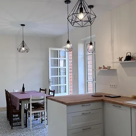 Maison De Charme A Jaligny-sur-besbre, 4 Chambres, Jardin, Draps & Menage Inclus - Fr-1-489-459